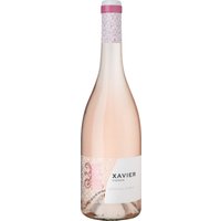 In der vinophilen Zauberwelt von Xavier Vins darf ein feiner Côte-du-Rhône-Rosé natürlich nicht fehlen. Monsieur Vignon - so heißt er wirklich - präsentiert seine lachsfarbene Schönheit kristallklar funkelnd im Glas. Kraftvolle Aromen von Himbeere und Erdbeere sowie ein Hauch von Thymian strömen in die Nase. Am Gaumen setzt sich die großzügige Frucht fort
