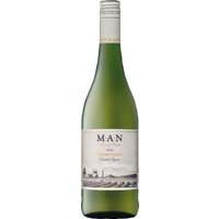 Lebendige Zitrusnoten prägen das Aromaprofil dieses südafrikanischen Chardonnays aus der Coastal Region. Frische Aromen von Ananas und Orangemarmelade verbinden sich harmonisch mit Anklängen von Pfirsich und Limette. Ein kurzer Barriquelauf bringt eine dezente