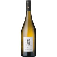Ein Hauch von Frische und Lebendigkeit zeichnet den Muscadet Sèvre et Maine Sur Lie Bio aus dem Hause Castel Frères aus. Dieser Weißwein aus dem Jahrgang 2023 besticht durch seine delikate Textur und die reiche Aromenvielfalt. Deutliche Noten von weißer Grapefruit und frischen weißen Blüten dominieren das Bouquet. Seine Cremigkeit erhält der Wein durch traditionelle Vinifikation mit Hefe