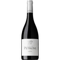 Der Cave d'Aleria Domaine Petroni Rouge 2022 ist ein faszinierender Vertreter korsischer Rotweine. Diese Cuvée aus den Sorten Niellucciu und Sciaccarellu sowie Syrah strahlt in tiefem Rubinrot mit violetten Reflexen. Das Bouquet eröffnet mit intensiven Aromen von Erdbeere