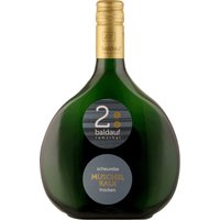 Der 2024er Baldauf Muschelkalk Scheurebe überzeugt durch feine Aromen von Johannisbeere und Grapefruit. Der trockene Weißwein aus Franken präsentiert eine bemerkenswerte Mineralität