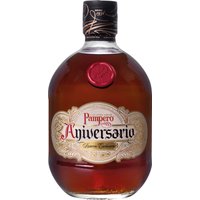 Die 1963 anlässlich des 25-jährigen Bestehens von Pampero lancierte Spezialauswahl Aniversario kombiniert junge Jahrgangs-Rumsorten mit Reserve-Rumsorten und ehemaligen Sherry-Fässern mit einer Reihe an Bourbon-Fässern. In der Nase ist er schwer und süß mit Aromen von Melasse