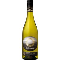 Der Jahrgang 2023 des Herrenstück Muskateller Kabinett aus Bickensohl in Baden zeigt sich aromatisch mit feinen floralen Tönen und einer markanten Würze. Dieser charaktervolle Weißwein präsentiert einen Duftstrauß