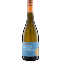 Der Hammel Blaue Stunde Chardonnay Sauvignon Blanc 2024 vereint 80% Chardonnay mit 20% Sauvignon Blanc zu einer harmonischen Cuvée. Das Zusammenspiel schafft eine ausgewogene Struktur