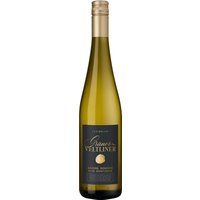 Mit diesem Grünen Veltliner hat der Weingut Baumgartner einen wahren Schatz gehoben: Die Trauben stammen von der Ried (Lage) Schatzberg