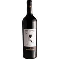 Der Rigoloccio Elegantia Cabernet 2021 ist eine Bordeaux-Cuvée aus Cabernet Sauvignon und Cabernet Franc aus der Maremma in der Toskana. Kraftvoll präsentiert sich der Wein in intensivem Rubinrot mit dichter Farbe. Nuancen von Wacholderbeeren