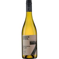 Leichtfüßig zeigt sich dieser Sauvignon Blanc aus der Pfalz mit einer zarten hellgrünen Farbe im Glas. Die Nase wird von frischen Noten grüner Stachelbeere und feinem Gras geprägt