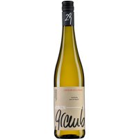 Der Grauburgunder QbA 2023 von Andreas Oster entfaltet ein Bouquet aus reifen Früchten und dezenten rauchigen Nuancen. Die charakteristische Frische aus Rheinhessen harmoniert mit einer gut eingebundenen Struktur und feiner Mineralität. Im Glas präsentiert sich der Weißwein ausgewogen und mit markantem Charakter