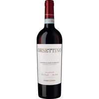 Das Weingut Fosso Corno erstreckt sich auf einem Hügel in der Provinz Teramo zwischen Adria und dem Gebirge Gran Sasso. Hier findet die Montepulciano-Traube ein ideales Klima