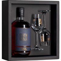 Der Seven Seals Amarone Wood Finish Single Malt Whisky aus der Schweiz zeigt eine kraftvolle Aromatik. Noten von süßem Apfel verschmelzen mit getrockneten Beeren und werden von Vanille