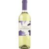Frische Zitrusnoten prägen diesen Weißwein aus San Gimignano und spiegeln das aromatische Potenzial der Rebsorte wider. Der Jahrgang 2024 überzeugt mit klarer Frische und lebendiger Frucht. Feine Nuancen unterstreichen das lebendige Mundgefühl. Rocca delle Macìe verbindet in der Toskana regionale Weinkompetenz mit moderner Vinifikation. Dieser Weißwein eignet sich hervorragend als Begleitung zu leichten Fischgerichten oder frischen Salaten.