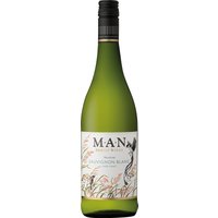 Der Warrelwind Sauvignon Blanc 2025 aus Südafrikas Western Cape präsentiert sich in einem hellen Zitronenton. Tropische Aromen von Passionsfrucht und Ananas verbinden sich mit Noten frischer Zitrusfrüchte und einer feinen mineralischen Prägung. Eine herbe Würze unterstützt die harmonische Frische dieses Weißweins. Die ausgewogene