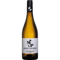 Schon in der Nase präsentiert sich dieser Sauvignon Blanc vollfruchtig mit Aromen von Grapefruit