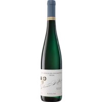 Der Dhroner Hofberg Riesling 2022 von den Bischöflichen Weingütern Trier präsentiert sich mit glänzender Frische und jugendlicher Eleganz. Zarte Zitrus- und Steinfruchtnoten prägen das Aromenspektrum
