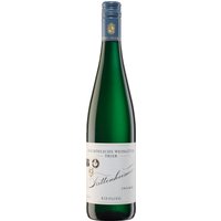 Frische Eindrücke von Pfirsich und Ananas prägen das Aromenspektrum des Trittenheimer Riesling 2023. Eine feine mineralische Würze und kräutrige Nuancen verleihen dem Wein Charakter. Seine lebendige Säure sorgt für eine ausgewogene Struktur
