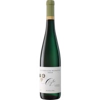 Der Ayler Riesling 2021 verbindet frische Zitrusnoten mit einer klaren Mineralität sowie floralen und kräutrig-blumigen Aromen. Eine dezente