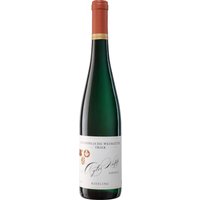 Der Ayler Kupp Riesling Kabinett 2021 von Bischöfliche Weingüter Trier präsentiert sich mit ausgeprägten Aromen von gelben Früchten und floralen Nuancen