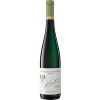 Der 2021er Kaseler Riesling von den Bischöflichen Weingütern Trier aus der Mosel besticht durch seine luftige und filigrane Art. Im Bouquet verbinden sich feine Zitrusnoten mit einer verspielten Fruchtigkeit