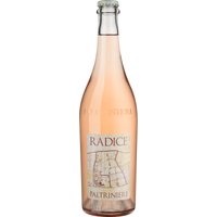 Mit dem Radice Lambrusco präsentiert die Cantina Paltrinieri einen wahrhaft besonderen Genuss. Der Lambrusco wird gleich einem Pet Nat hergestellt