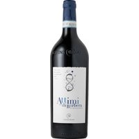 Der Cascina Radice Attimi di Barbera 2022 präsentiert sich mit einer dichten Frucht und eleganter Säure