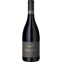 Der Merlot Réserve aus dem Jahr 2022 aus Württemberg präsentiert sich mit großer Komplexität und Intensität. Die längere Reifezeit im Barrique sorgt für vielschichtige Aromen