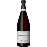 Dunkle Fruchtnoten prägen diesen Rotwein aus dem Hause Weinfactum Bad Cannstatt. Die Cuvée aus Lemberger und Merlot zeigt intensive Aromen von Kirsche