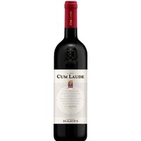 Ein tiefes Auberginrot im Glas charakterisiert diesen Supertuscan aus der Toskana. Das Cuvée aus Cabernet Sauvignon