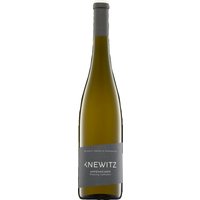 Mit dem Appenheimer Riesling stellt Tobias Knewitz sein Können erneut unter Beweis! Von den Kalksteinböden im Appenheimer Hundertgulden und einer Kernparzelle im Appenheimer Eselspfad kommend