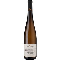 Die Domaine Eblin-Fuchs wurde 1956 durch die Heirat von Henry Eblin und Madeleine Fuchs begründet und vereint die Traditionen zweier alter Winzerfamilien. Seit den 2000er-Jahren wird biodynamisch gearbeitet. Die Trauben für diesen Riesling stammen aus den Lagen rund um den Zellenberg. Er besticht durch sein feines Bouquet von Zitrusfrüchten