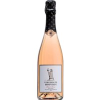 Frische Noten von Kirsche und Himbeere prägen den Charakter des Vereinigte Hospitien Pinot Rosé Sekts aus der Mosel. Die Herstellung erfolgt nach der klassischen Flaschengärung