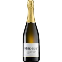 Fruchtige Zitrusnoten und exotische Anklänge bilden beim Bamberger Tradition Blanc de Noir Sekt 2022 ein aromatisches Bouquet. Blumige Nuancen verbinden sich mit einem trockenen Abgang