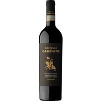 Der Chianti Classico Riserva 2021 aus der Toskana vereint florale und fruchtige Aromen von Kirschen und Heidelbeeren mit Anklängen von Zedernholz und Tabak. Die elegante Struktur und samtige Textur dieses Weins werden von einer festen Tanninstruktur getragen. Am Gaumen sorgt eine frische