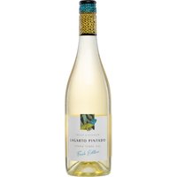 Klar und strahlend in hellem Zitronengelb zeigt sich dieser Vinho Verde als Ausdruck purer Frische. In der Nase verbinden sich Zitrusfrüchte mit feinen floralen Akzenten sowie die lebendige Präsenz von Birne und Limette. Am Gaumen treten würzige Noten und mineralische Anklänge hervor