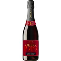 Der Rotsekt Ohlig Privat Sekt Rouge bietet eine prickelnde Eleganz und ein vielseitiges Aromenspiel. Reife Kirschen und schwarze Johannisbeeren verbinden sich nuancenreich mit Bitterschokolade. Die Rheingauer Herkunft der Rüdesheimer Sektkellerei Ohlig garantiert ein harmonisch-fruchtiges und samtiges Geschmackserlebnis