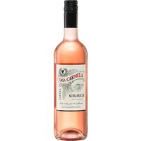 Der Castaño Casa Carmela Rosado 2024 präsentiert sich im Glas in einem klaren