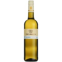 Blumige Akzente und eine feine Mineralität prägen diesen Silvaner aus Franken. Der Buntsandsteinboden verleiht dem Wein eine elegante Note. Frische Fruchtigkeit