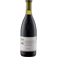 Der Rotwein aus South Australia zeigt einen kraftvollen Charakter. Saftige Brombeeren verbinden sich mit Röstaromen