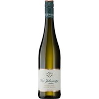 Von gelbem Apfel über reife Grapefruit bis zu saftiger Aprikose entfaltet sich im Glas eine vielseitige Aromavielfalt. Die Pfalz verleiht dem Vier Jahreszeiten Riesling Spätlese 2024 seine charakteristische Tiefe und Eleganz