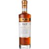 Sorgfältig ausgewählte Eaux-de-Vie reifen bei ABK6 mindestens vier Jahre in Eichenfässern und ergeben einen Cognac mit goldschimmerndem Aussehen und facettenreicher Aromatik. Vanille