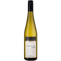 Der Grüne Veltliner Terrassen vom Weingut Markus Huber wird aus hochklassigen Trauben hergestellt