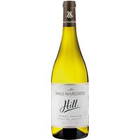 Auf den kalkhaltigen Hügeln Südtirols entsteht ein Pinot Grigio mit klarer Frucht von grünem Apfel