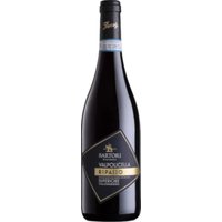 Dunkles Rubinrot und intensive Aromatik prägen diesen Ripasso Superiore von Casa Vinicola Sartori aus Venetien. Das Bouquet vereint Aromen von roten Waldbeeren