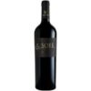 Der Vaccaro Sofè Nero d’Avola Salaparuta DOC 2021 entsteht im Hause Vini Vaccaro mit großer Sorgfalt. Nach der Vergärung erhält der Rotwein feine Holznoten durch die Reifung in französischen Barriques. Die vielschichtige Aromatik kombiniert reife Kirschen
