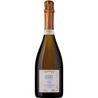 Albino Armani Moscato Spumante präsentiert sich strohgelb mit goldenem Schimmer. Das Bouquet offenbart Aromen von tropischen Früchten