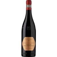 Der Albino Armani Cuslanus Amarone della Valpolicella 2017 zeigt sich im Glas in tiefem Rubinrot. Das Bouquet überzeugt mit einer opulenten Komplexität aus reifen Pflaumen