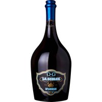 Nur beste Trauben der besten Jahrgänge werden für diesen exquisiten nGavi dei Gavi vinifiziert. Etwa 10 Jahre nreift er in den Kellern des Weingutes nehe er eine unverwechselbare Intensität und Noblesse zeigt. Ein außergewöhnliches Beispiel eines großartigen nGavi