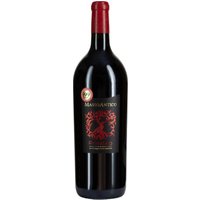 Sattes Rubinrot und ein vielschichtiges Bukett zeichnen den Masso Antico Primitivo aus. Die Aromen reifer Früchte treffen auf würzige Noten. Die Trauben stammen aus der Region Salento im Süden Italiens