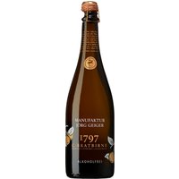 Zarte Noten von Champagnerbratbirne und getrockneten Birnen eröffnen ein außergewöhnliches Aromenspiel. Leichte Brioche- und Jasminanklänge spiegeln das mehrjährige Hefelager dieser Kreation wider. Die Süße bleibt angenehm zurückhaltend