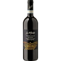 Der Manara Valpolicella Ripasso Le Morete präsentiert sich in dunklem Rubinrot mit großer Tiefe. Vielschichtige Aromen von dunklen Früchten
