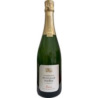 Weit mehr als ein klassischer Champagner zeigt dieser Grand Cru seine Herkunft durch außergewöhnliche Reife und Komplexität. Die neun Jahre lange Hefelagerung entfaltet dichte Aromen von Brioche
